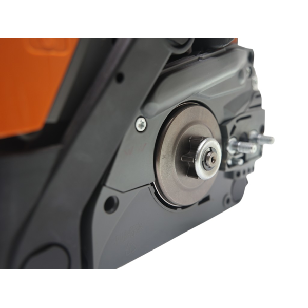 Kompletný motor pre reťazové píly HSP188 obsah 31,8 ccm výkon 1,9 PS