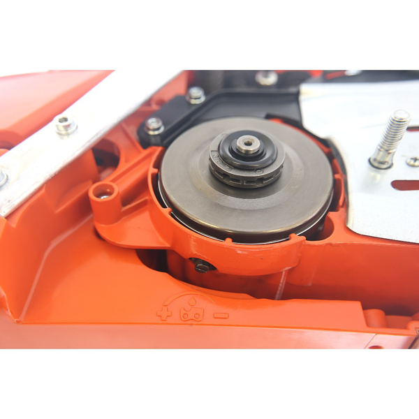 Kompletný profesionálny motor pre reťazové píly HSP3650 obsah 65 ccm výkon 4,6 PS