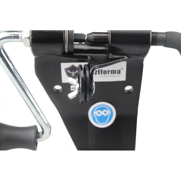 Nitovací stroj na spájanie pílových reťazí elektrických a akumulátorových píl vrátane protikusov