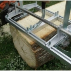 Univerzálny prípravok na rezanie dosiek s dĺžkou vhodnej vodiacej lišty 45 cm (18") - 122 cm (48") Univerzálny prípravok na rezanie dosiek s dĺžkou vhodnej vodiacej lišty 45 cm (18") - 122 cm (48")